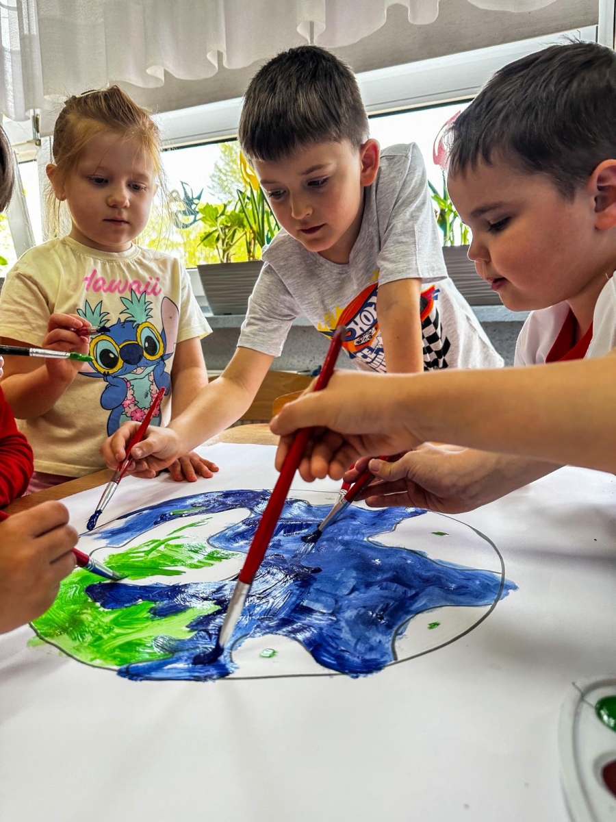 🌍 🌱 Dzień Ziemi w naszym przedszkolu 🦋